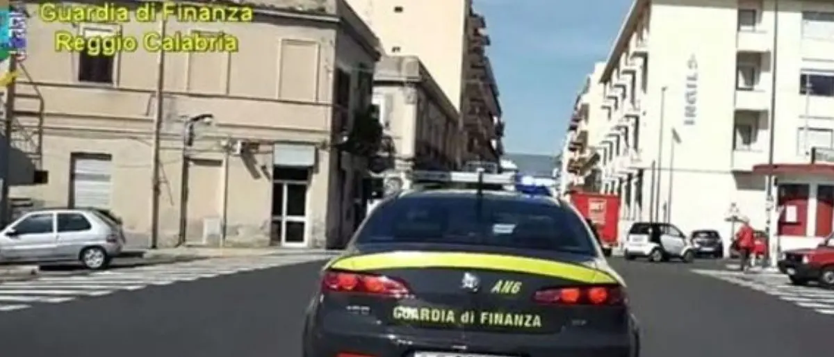 La ‘ndrangheta negli appalti della sanità Reggina: 17 misure cautelari e sequestri per 12 mln