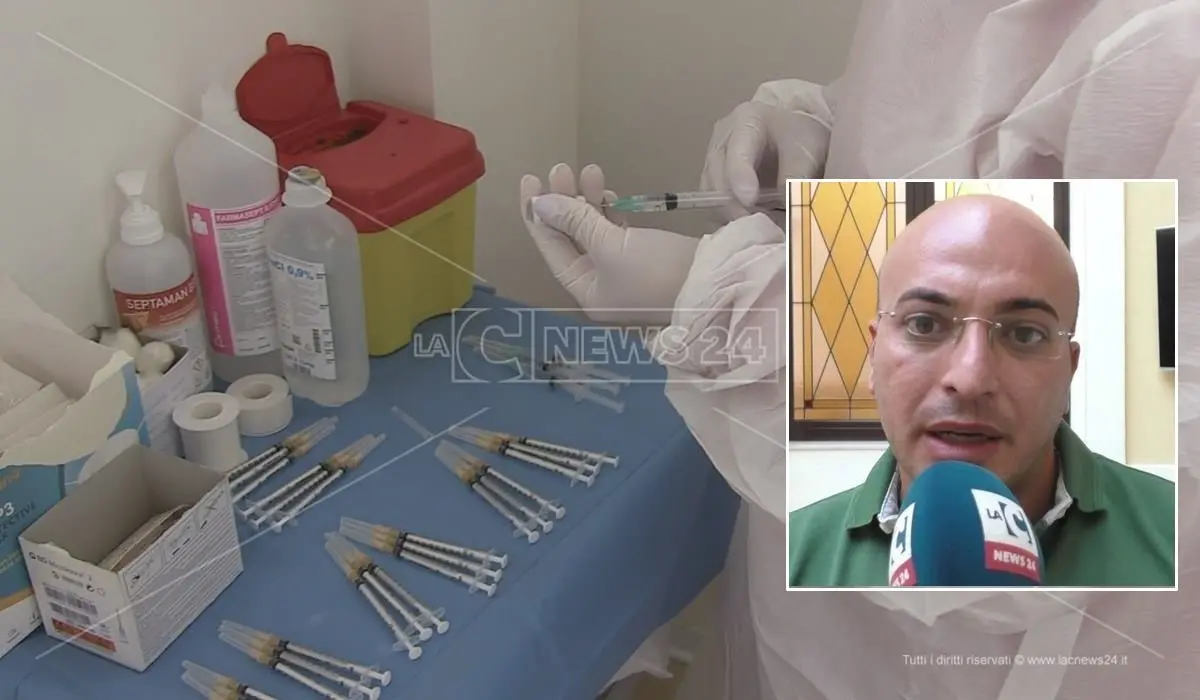 Arresto Nicola Paris, il consigliere si vaccinò contro il Covid prima di medici e infermieri