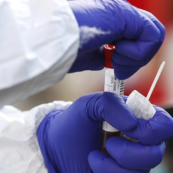Covid, in Calabria raddoppiano i casi ma con più di 3mila tamponi: 123 nuovi positivi e un morto