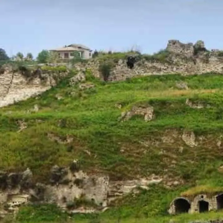 A Briatico il recupero dell’antica città distrutta dal terremoto: «Riscopriamo le nostre origini»