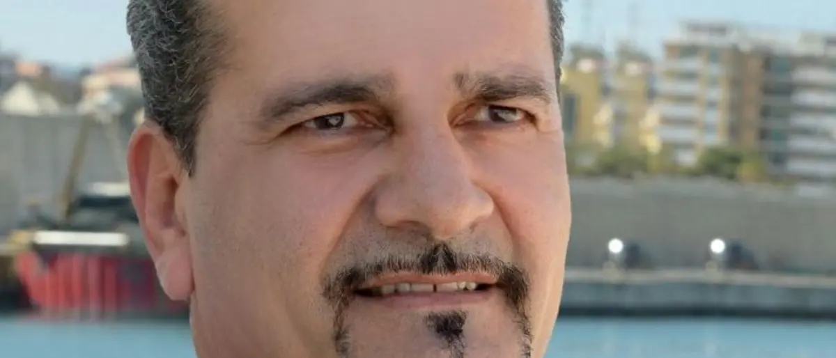 Comune Catanzaro, Mirarchi ad Abramo: «Sei monotematico, pensa anche ad acqua e cimiteri»