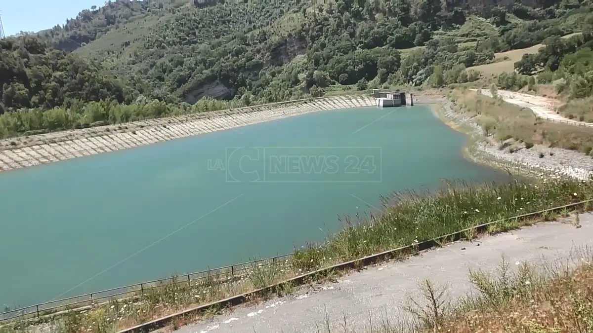 La guerra dell’acqua, il Consorzio di Catanzaro trascina A2A dinnanzi al giudice