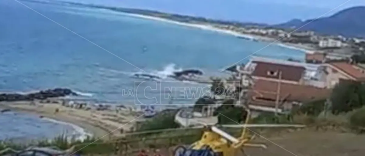 Pizzo, non riesce a tornare a riva e finisce sugli scogli: morto 67enne