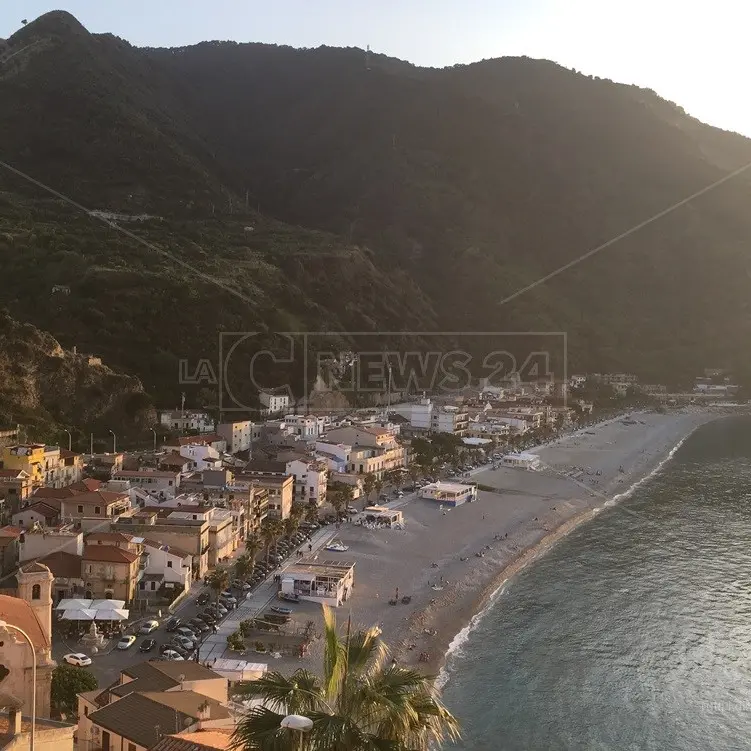 Scilla, dal borgo di Chianalea al castello Ruffo che domina lo Stretto: il fascino della regina della Costa viola