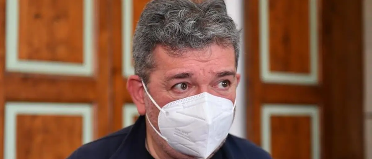 Spirlì: «Attivi 57 incendi, lavoriamo per fermare l’emergenza. Poi cercheremo i responsabili»