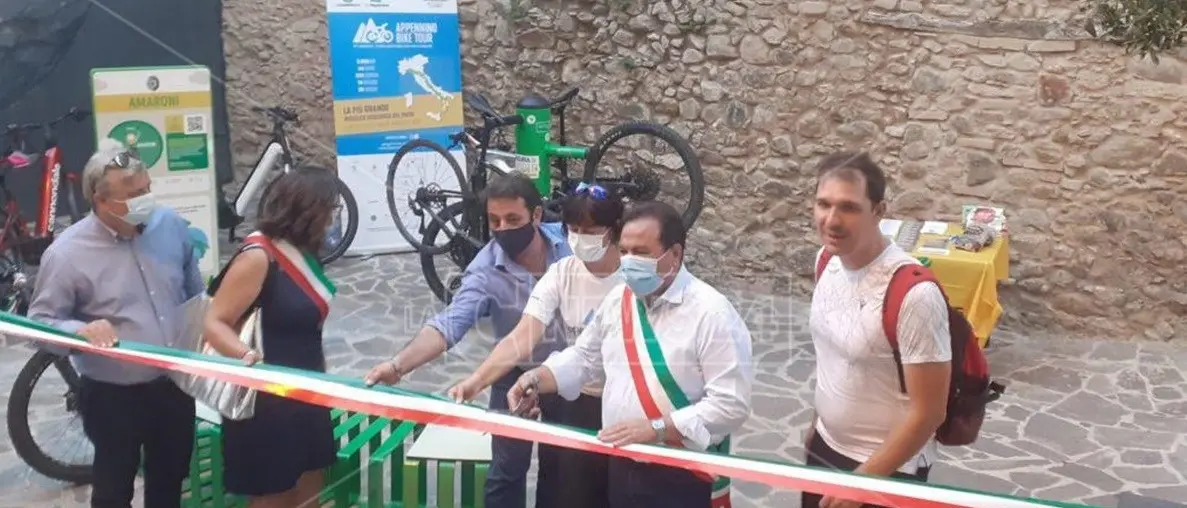 Fa tappa ad Amaroni l’Appennino Bike Tour, la più lunga ciclovia d’Italia