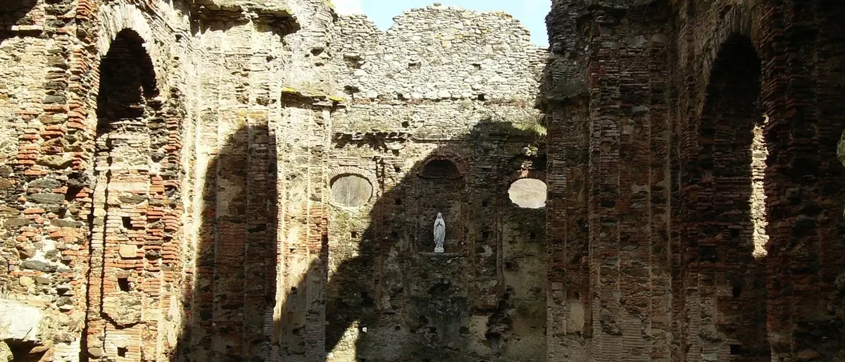 La magia dell’Abbazia di Corazzo, nel cuore della Calabria sulle orme di Gioacchino da Fiore