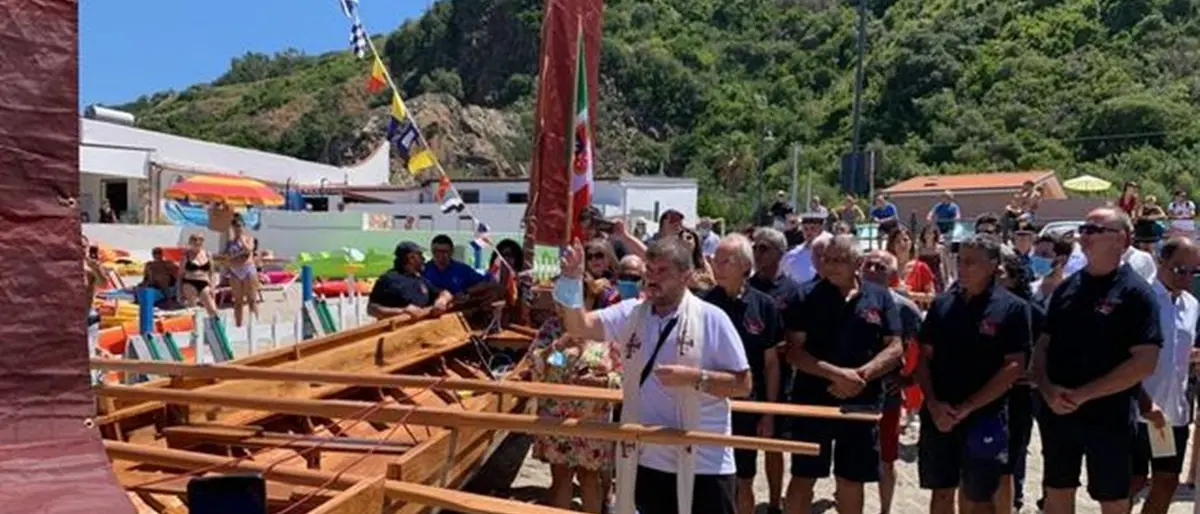 Palmi, Spirlì al varo della lancia ammiraglia Eletta: «È un’opera d’arte»