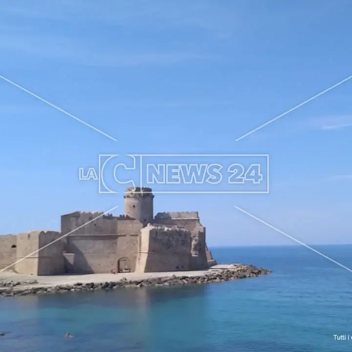 Isola Capo Rizzuto e Le Castella: viaggio nel cuore dell’Area marina protetta