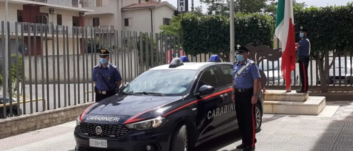 Truffa a commercianti di agrumi in Spagna, i carabinieri arrestano due coriglianesi