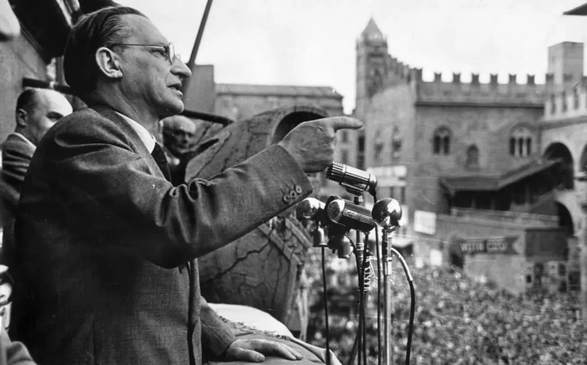 Quando De Gasperi venne in Sila e improvvisò un comizio da un balcone