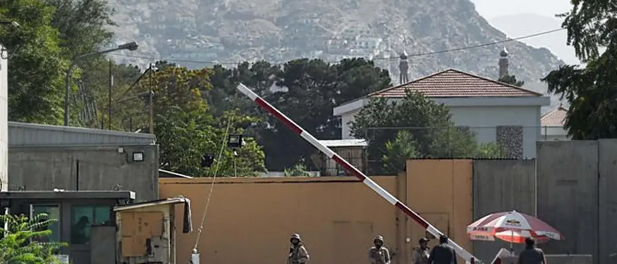 Afghanistan, dopo la presa di Kabul la nascita dell’Emirato islamico: «Rispetteremo donne e cittadini»