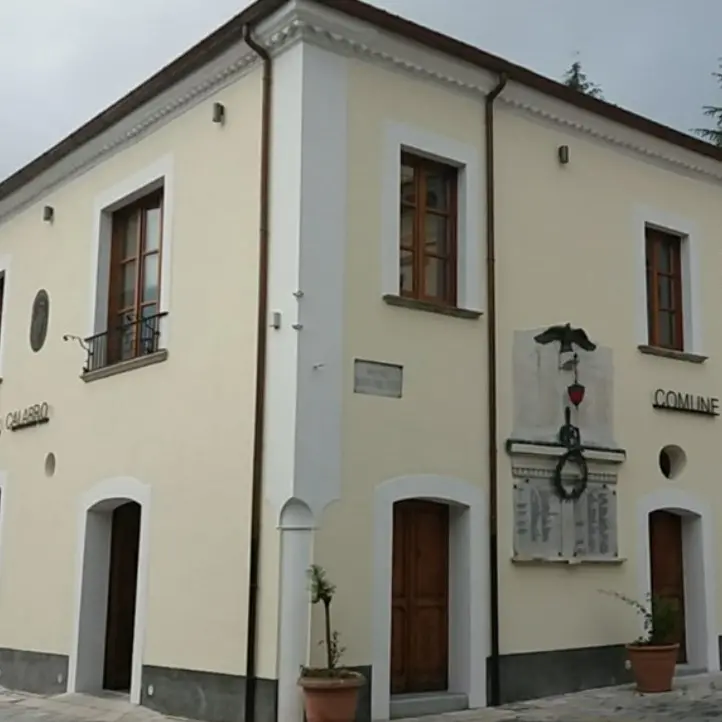 Covid Calabria, contagi in aumento a Morano: torna il coprifuoco