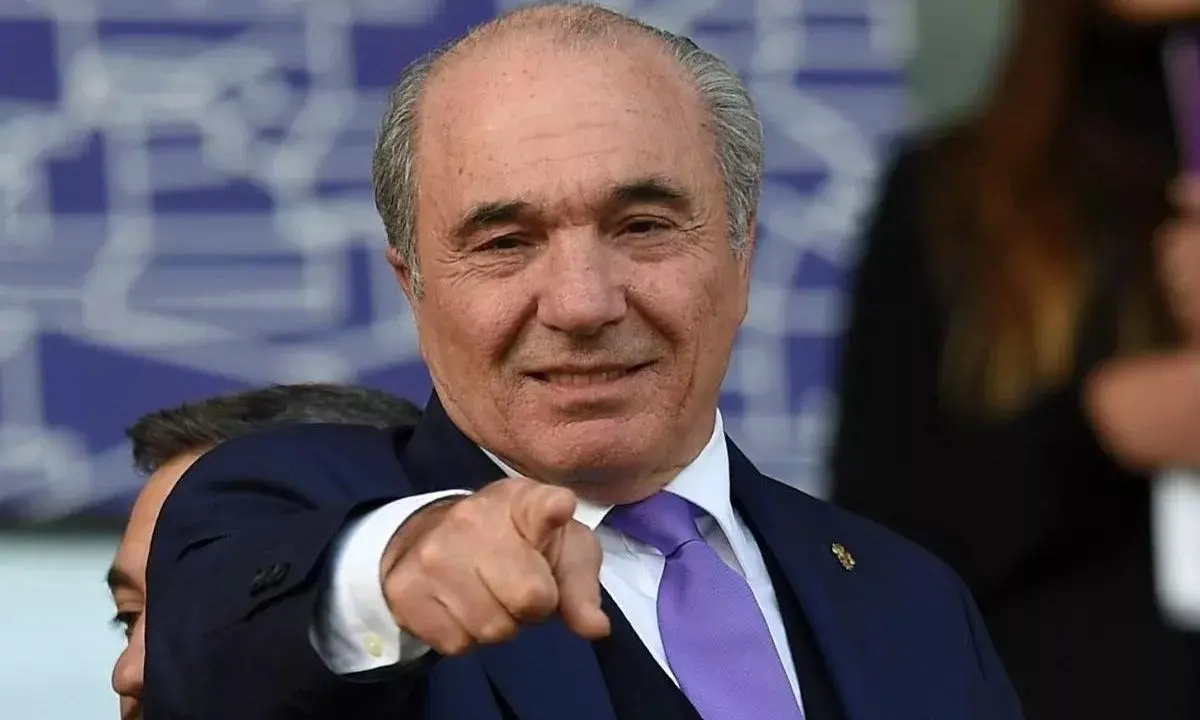 Rocco Commisso torna a Marina di Gioiosa Ionica: al patron viola le “chiavi della città”