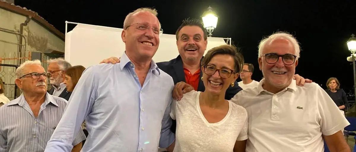 Valorizzare le eccellenze calabresi, a Sellia la consegna dell’Ulivo d'Oro: ecco i premiati