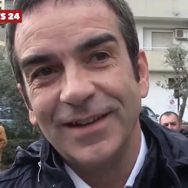 Incendi Calabria, Occhiuto: «Un dramma. Il mio governo regionale dovrà fare prevenzione»