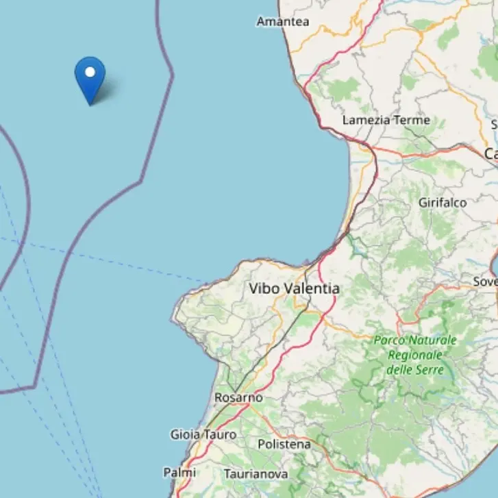 Terremoto, scossa nella notte al largo delle isole Eolie