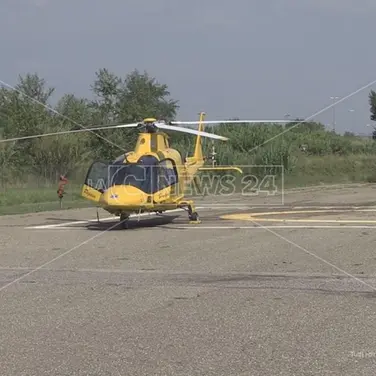 Cosenza, l’elisoccorso torna alla base ma restano i dubbi sulla vacatio di Ferragosto