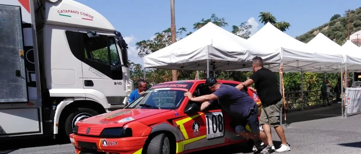 Automobilismo, al via la 25esima Luzzi-Sambucina: a “porte chiuse” l’edizione 2021
