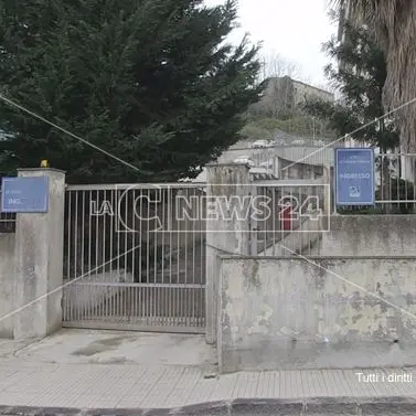 Suicidio all’ospedale di Cosenza, per la vittima si valutava il trasferimento in Rianimazione