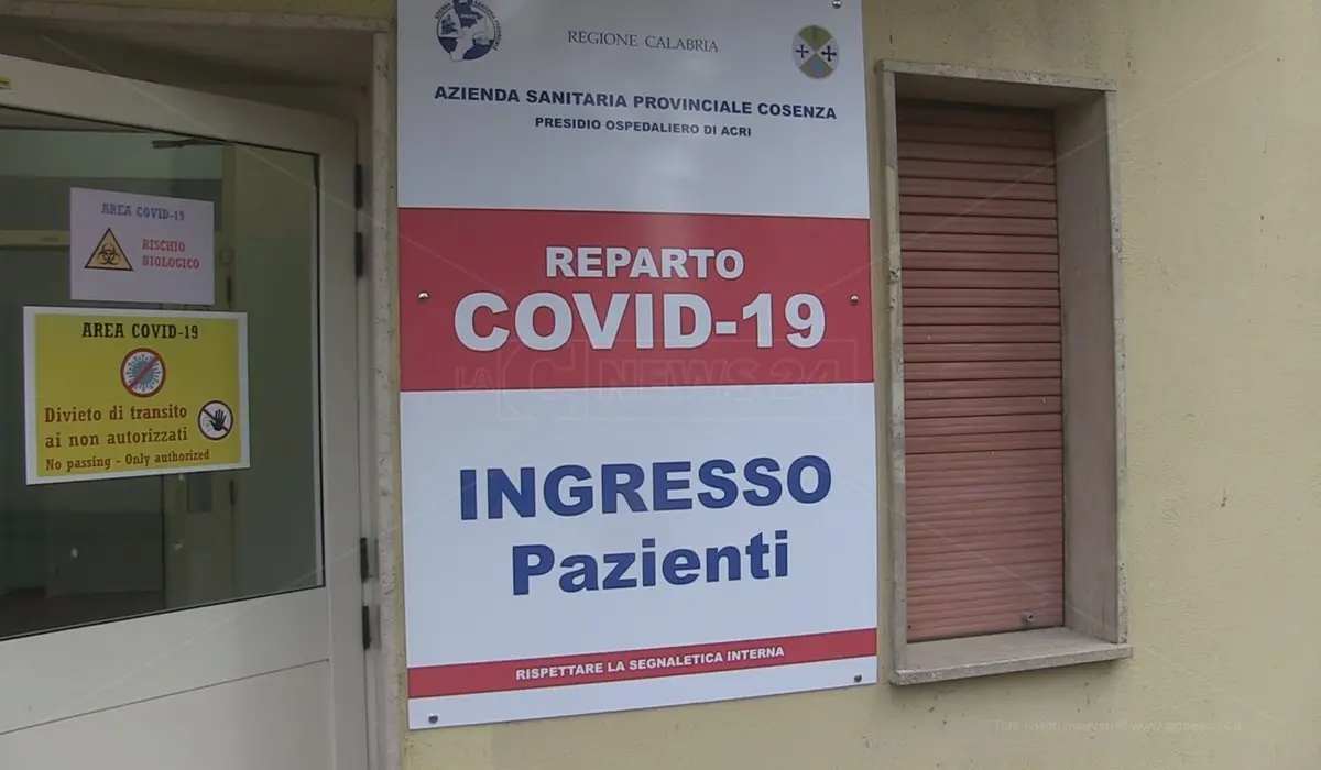 Covid, in Calabria diminuiscono i ricoveri: nei reparti occupazione dal 15% al 14%