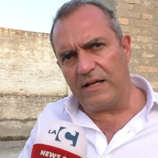 Emergenza acqua, de Magistris: «Da Sorical gestione fallimentare»