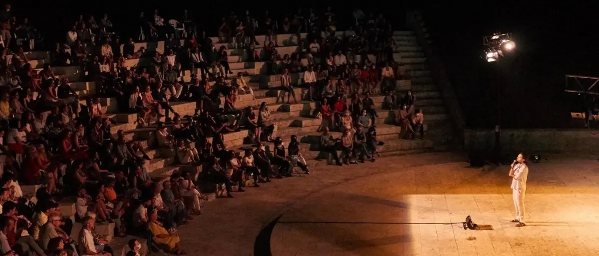 Ricadi, generazioni a confronto nell’ultimo appuntamento di Avvistamenti teatrali