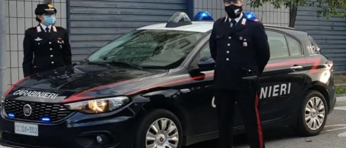 Corigliano-Rossano, minaccia l’ex e l’aggredisce con un bastone: arrestato