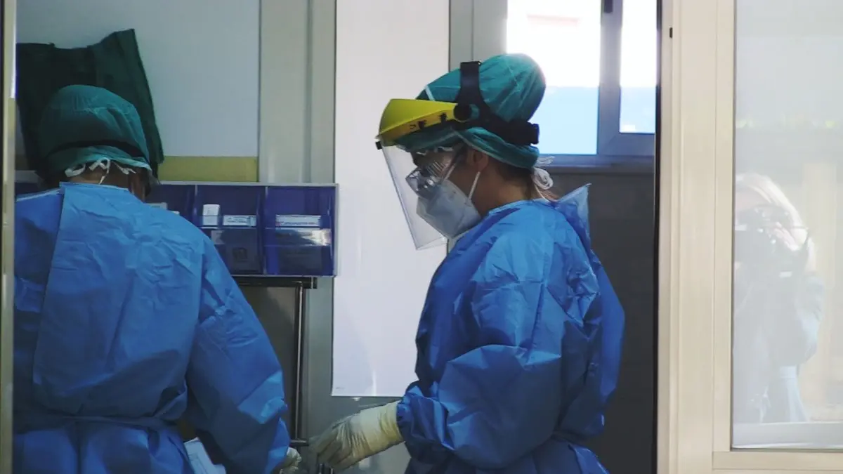 Covid, anche la Calabria tra le regioni a rischio moderato: Sicilia verso la zona gialla