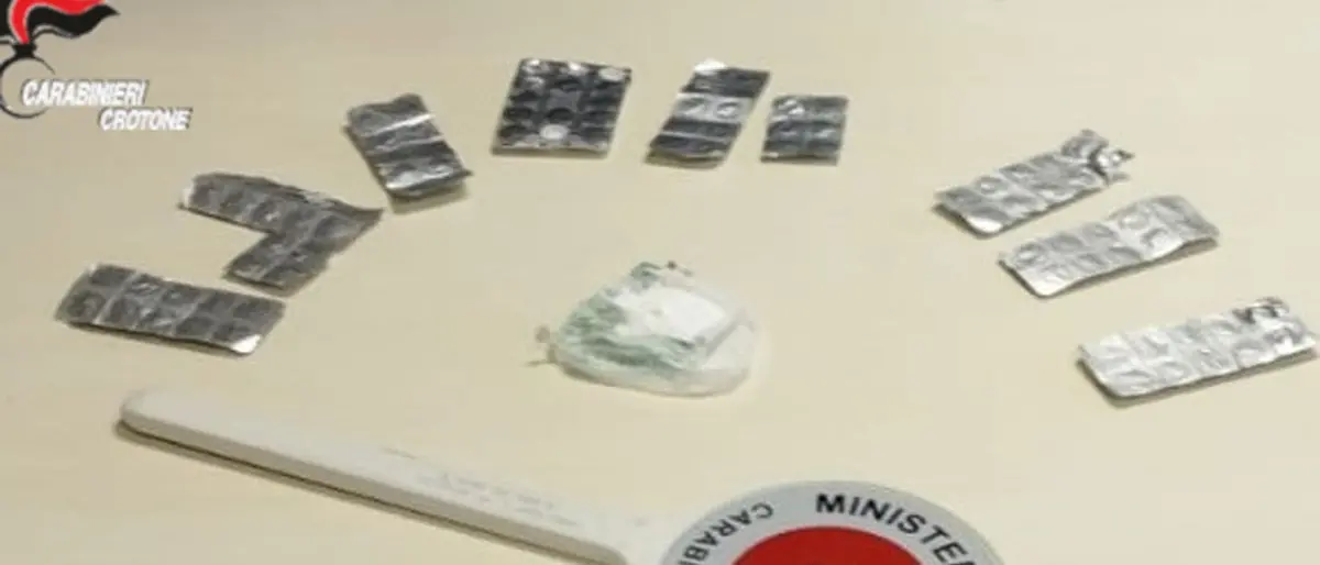 Mirto Crosia, aveva cocaina in casa: arrestato un 32enne