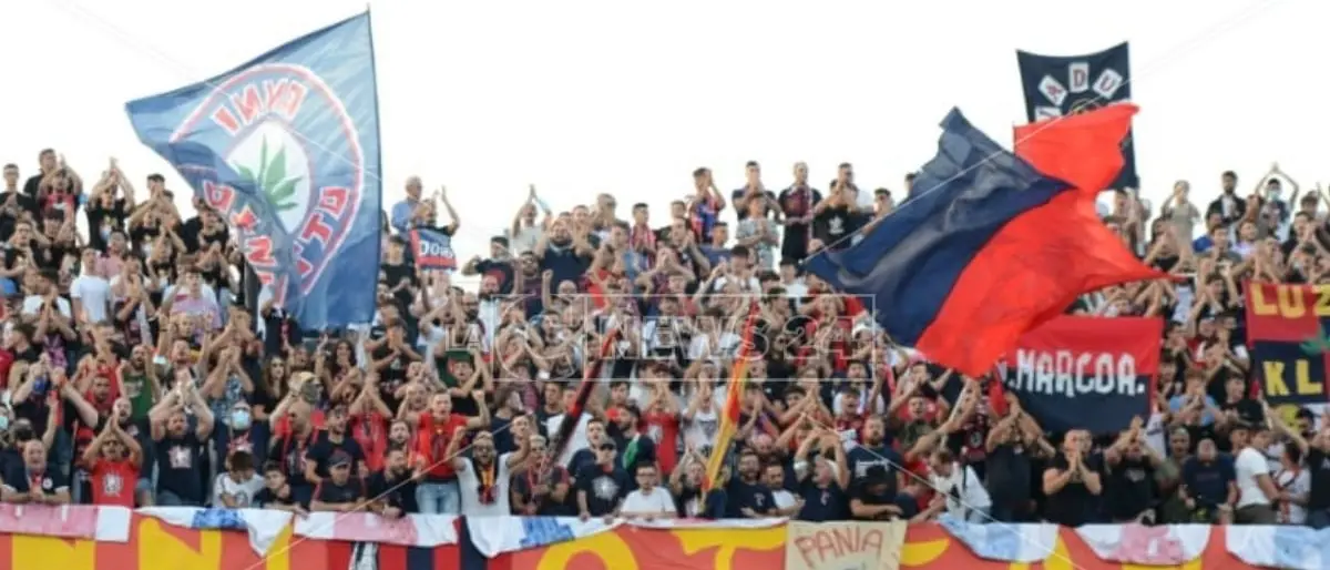 Cosenza, invasione rossoblù ad Alessandria: polverizzati i biglietti del settore ospiti