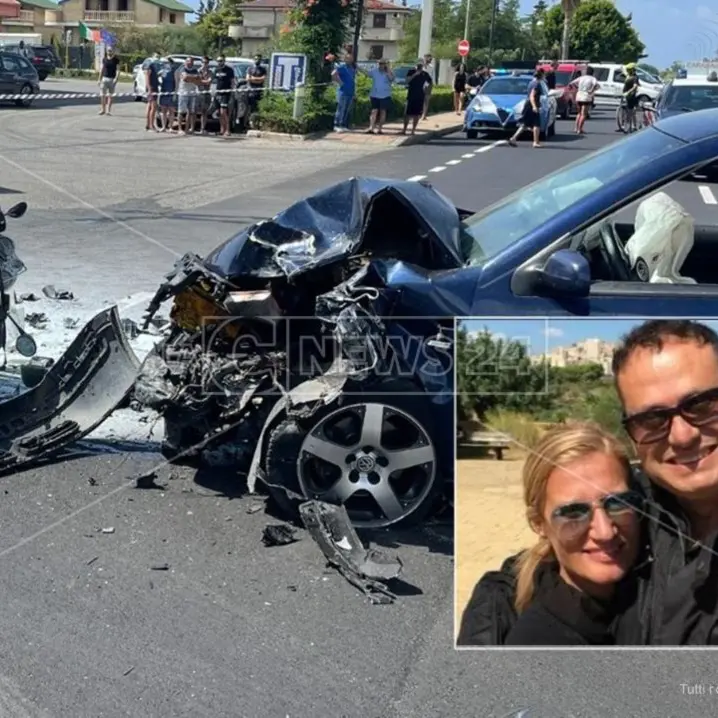 Incidente mortale a Riace, oggi i funerali di Silvestro e Giusy. Indagato il 40enne conducente dell’auto