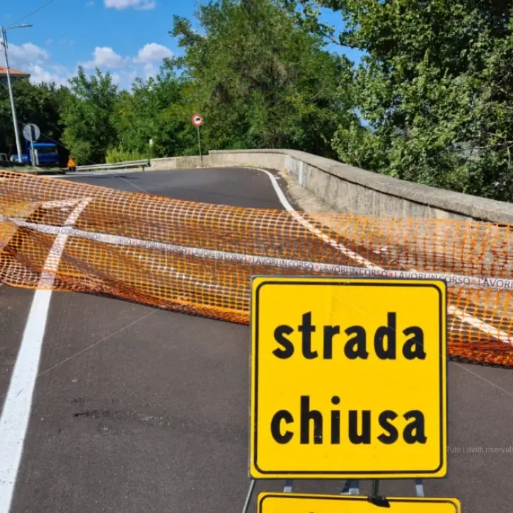 Vibo, cedimenti lungo la strada di Longobardi: era stata riaperta pochi mesi fa