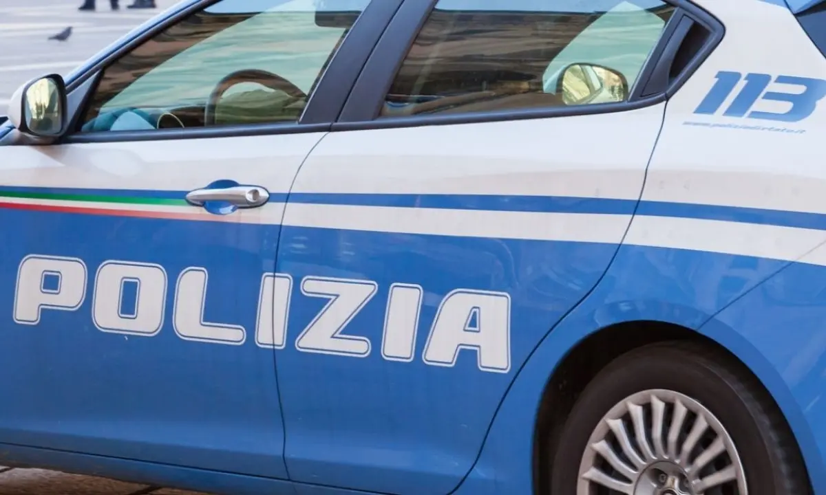 Corigliano Rossano, beccato con la marijuana in casa: arrestato 54enne