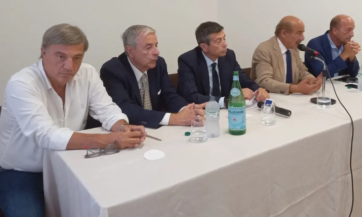 Elezioni Calabria, Lupi e Noi con l’Italia serrano le fila per le liste e blindano Occhiuto