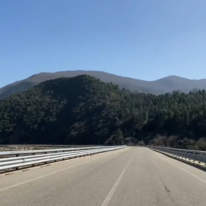 Strada Longobucco-Mare, la risposta dell’azienda appaltatrice al sindacato: «È tutto in regola»