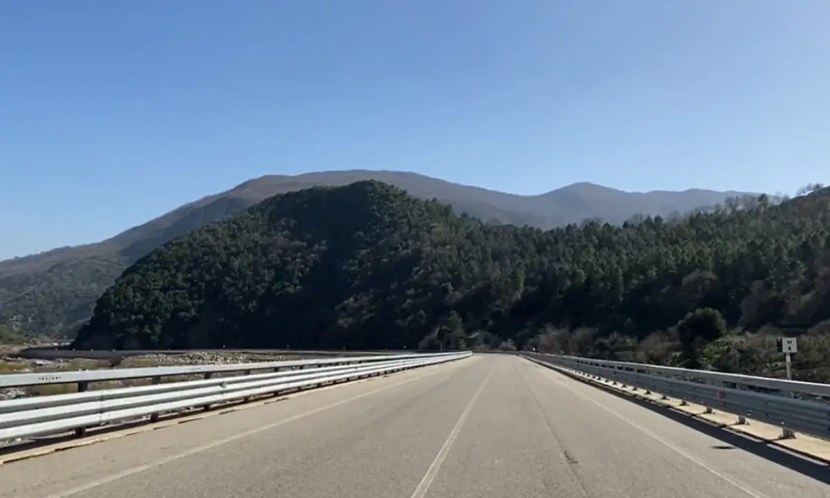 Strada Longobucco-Mare, la risposta dell’azienda appaltatrice al sindacato: «È tutto in regola»