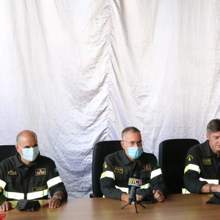 Catanzaro, passaggio di consegne al Comando dei Vigili del fuoco di Catanzaro