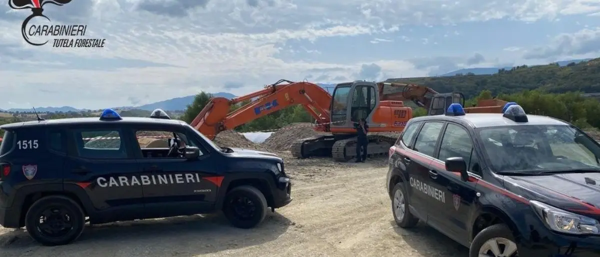 Furto di materiale inerte dal fiume Crati, due arresti a Bisignano