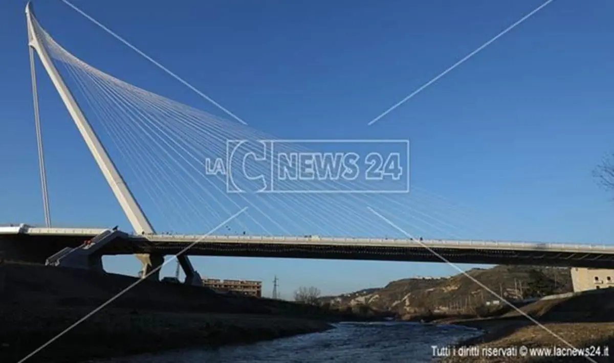 Ponte di Calatrava, dopo quattro anni la sentenza: tutti assolti