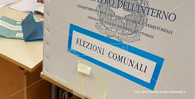 Elezioni comunali a Lago, il Tar boccia il ricorso della lista esclusa: in corsa resta solo il sindaco uscente