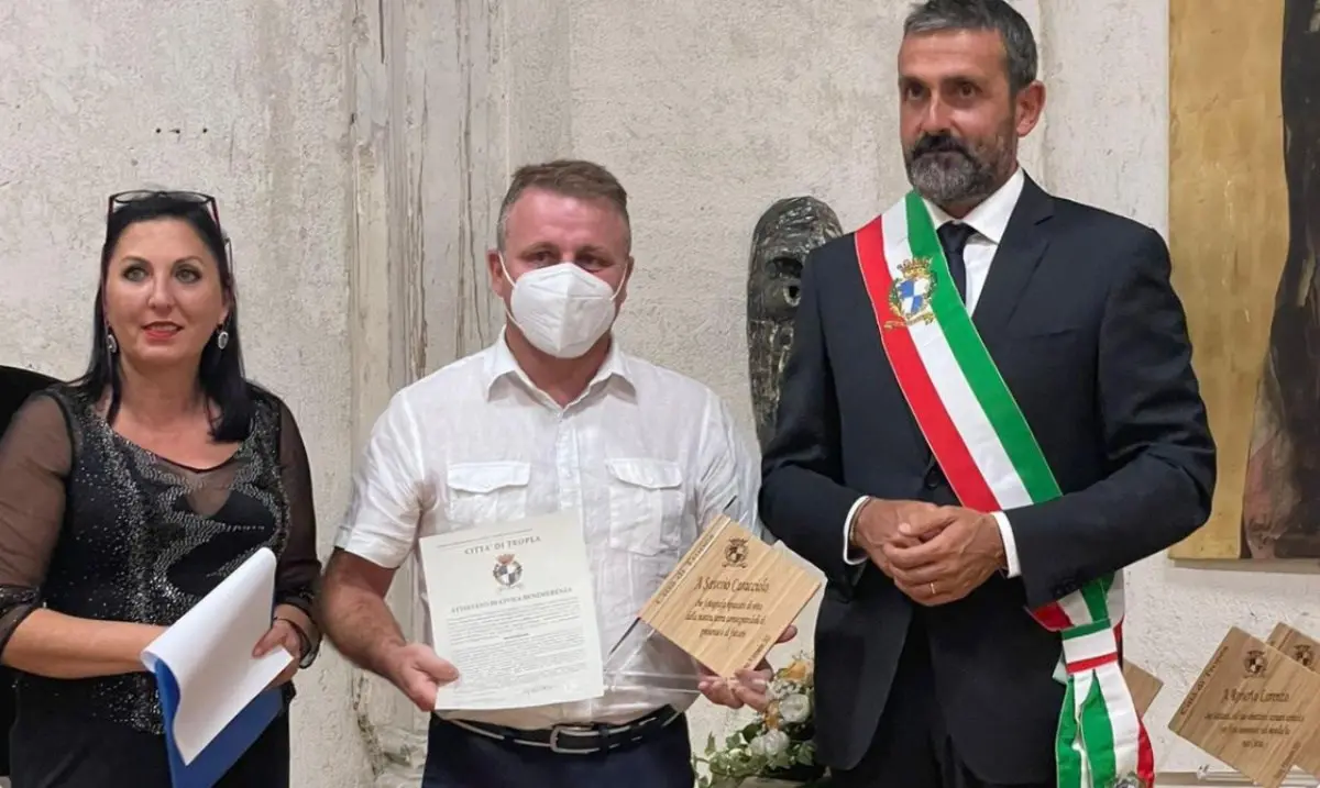 Anche al videoreporter di LaC Caracciolo la civica benemerenza della città di Tropea