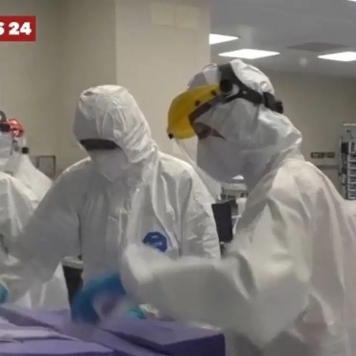 Covid, allarme dei medici del Gom di Reggio: 4 morti in un giorno e nessuno era vaccinato