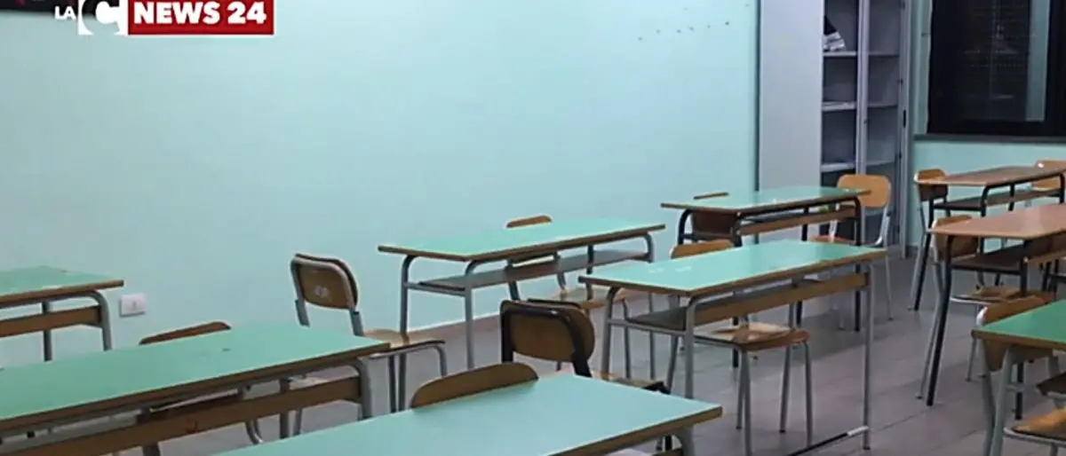 Scuola e Covid, tutte le novità sul rientro in classe. Il ministro: «Mai più intere Regioni con studenti a casa»