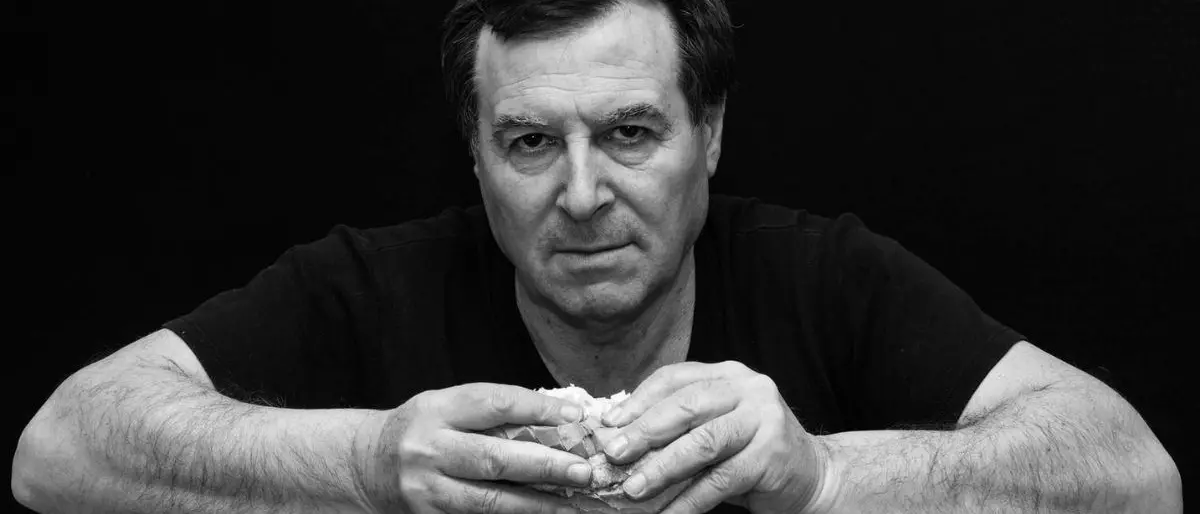 Angelo Aligia: le pietre, l’ulivo e le suggestioni emotive di un grande scultore calabrese