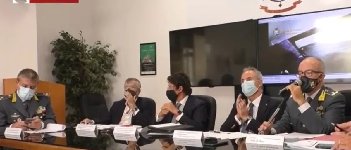 Traffico di droga, fiumi di coca anche nel Cosentino: dallo Stretto al Crati un’organizzazione capillare