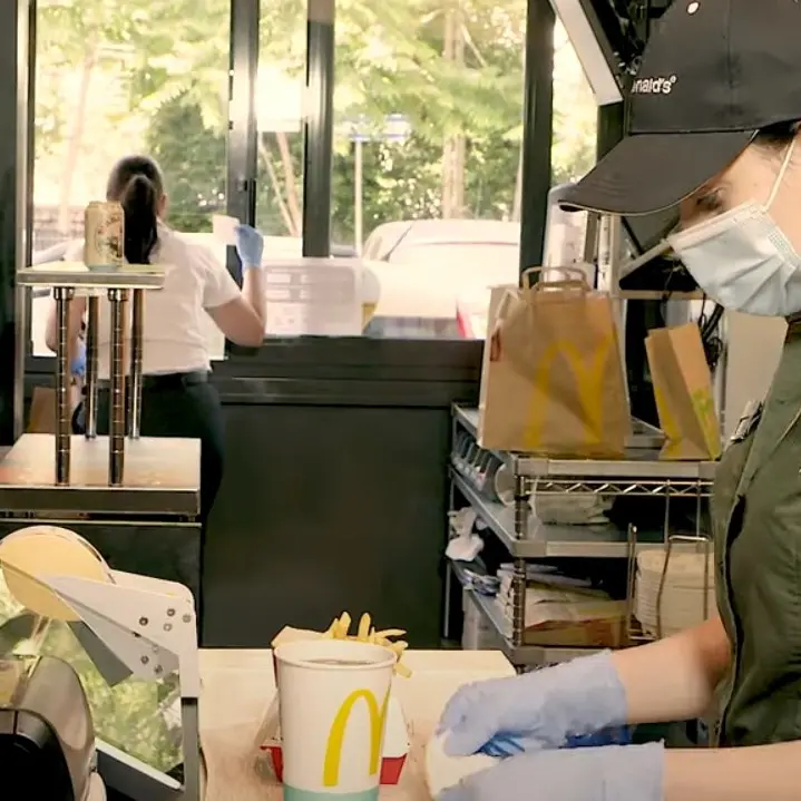 McDonald’s cerca personale per il locale di Gioia Tauro: ecco come partecipare alle selezioni