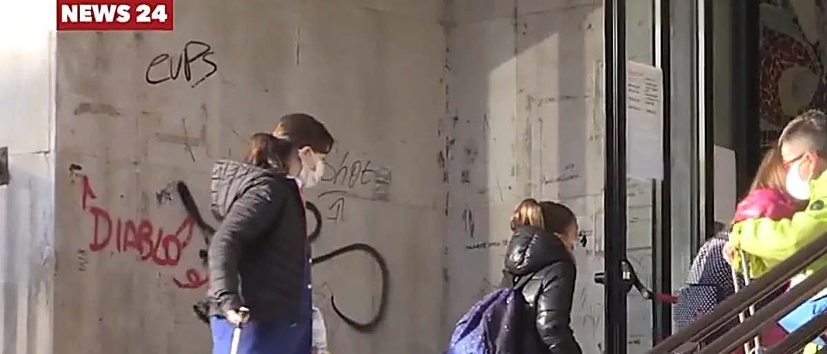 Le scuole di Cosenza pronte a ripartire ma le direttive non convincono i presidi: «È peggio dell’anno scorso»