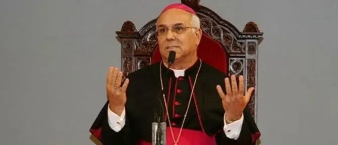 Diocesi di Catanzaro-Squillace, i tanti dubbi sulle dimissioni dell’arcivescovo Vincenzo Bertolone