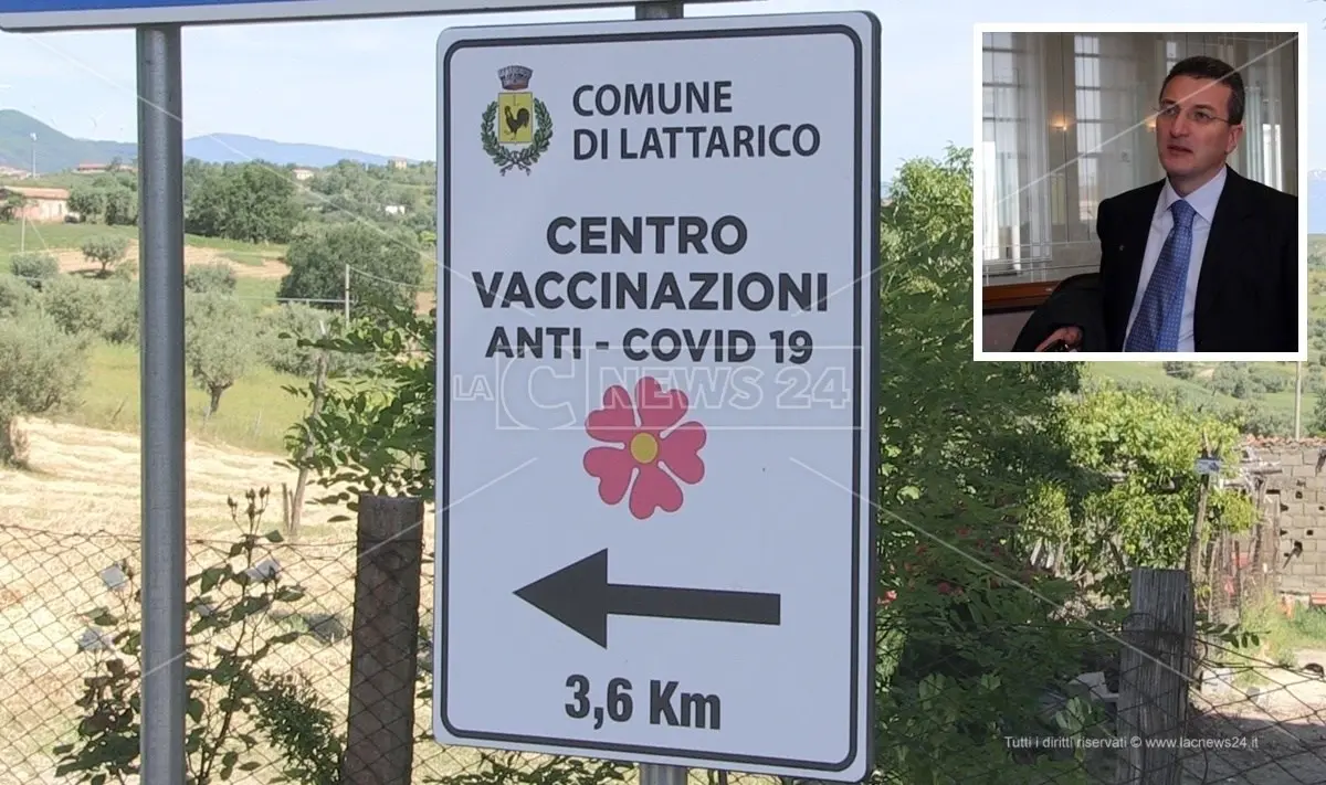 Lattarico, propaganda elettorale su WhatsApp dal numero del Centro vaccinale: la denuncia di un cittadino